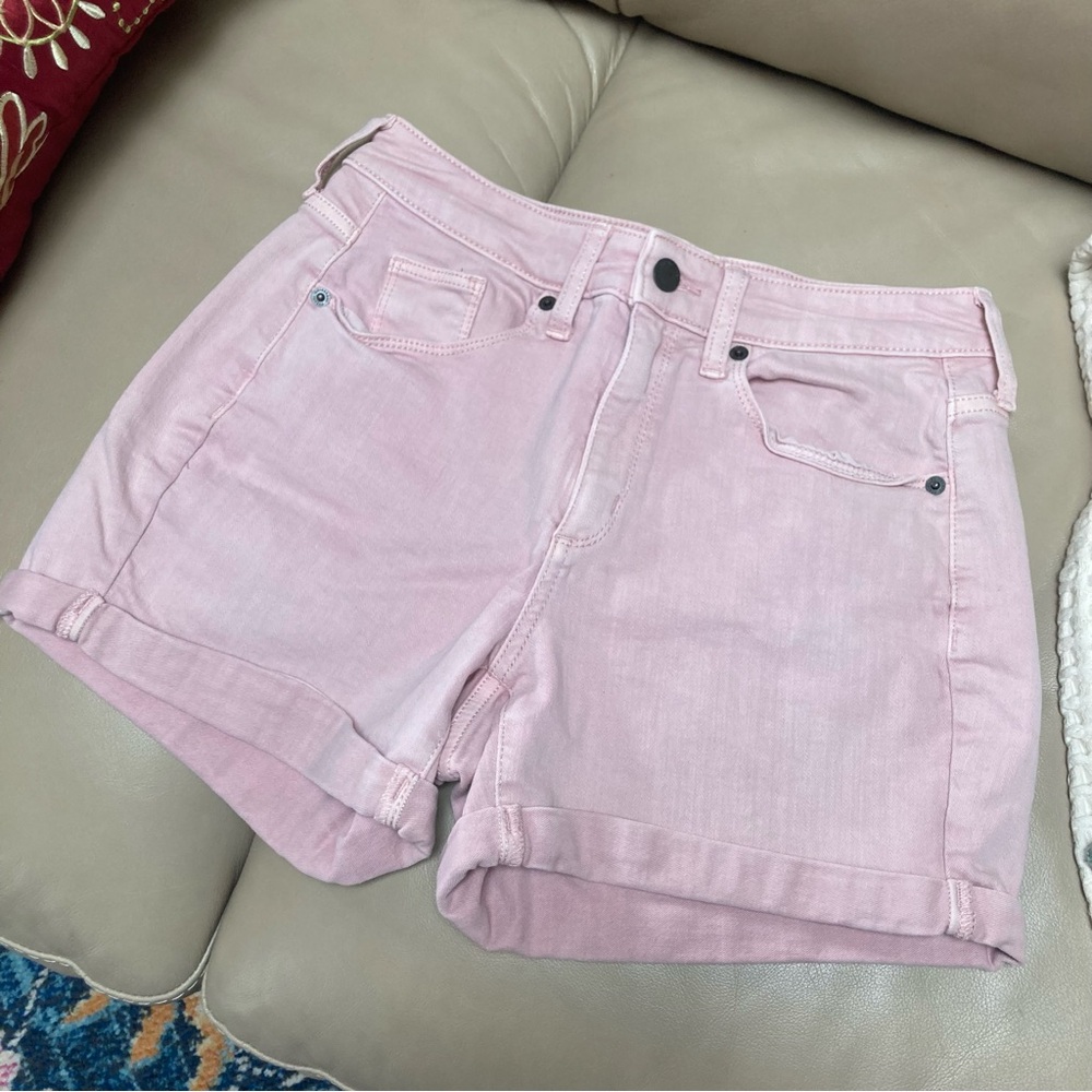 Light pink denim shorts